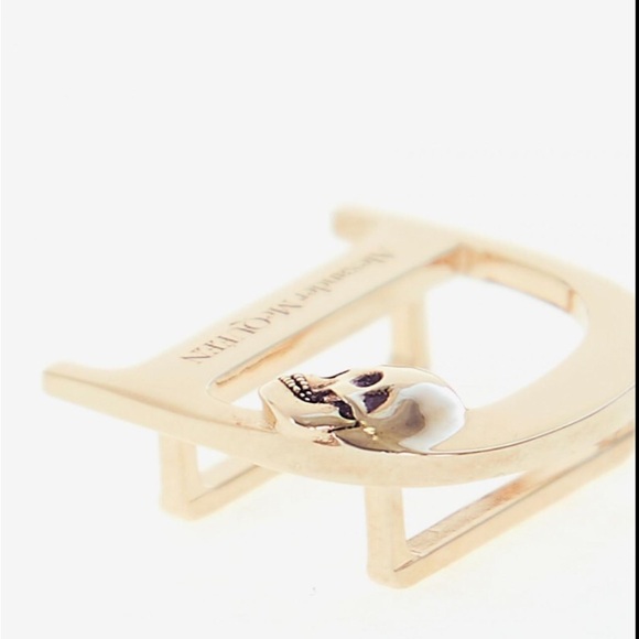 Alexander McQueen Shoes | Mens|Womens Alphabet Sneaker Charm Pale Gold LETTER D - Picture 2 of 3